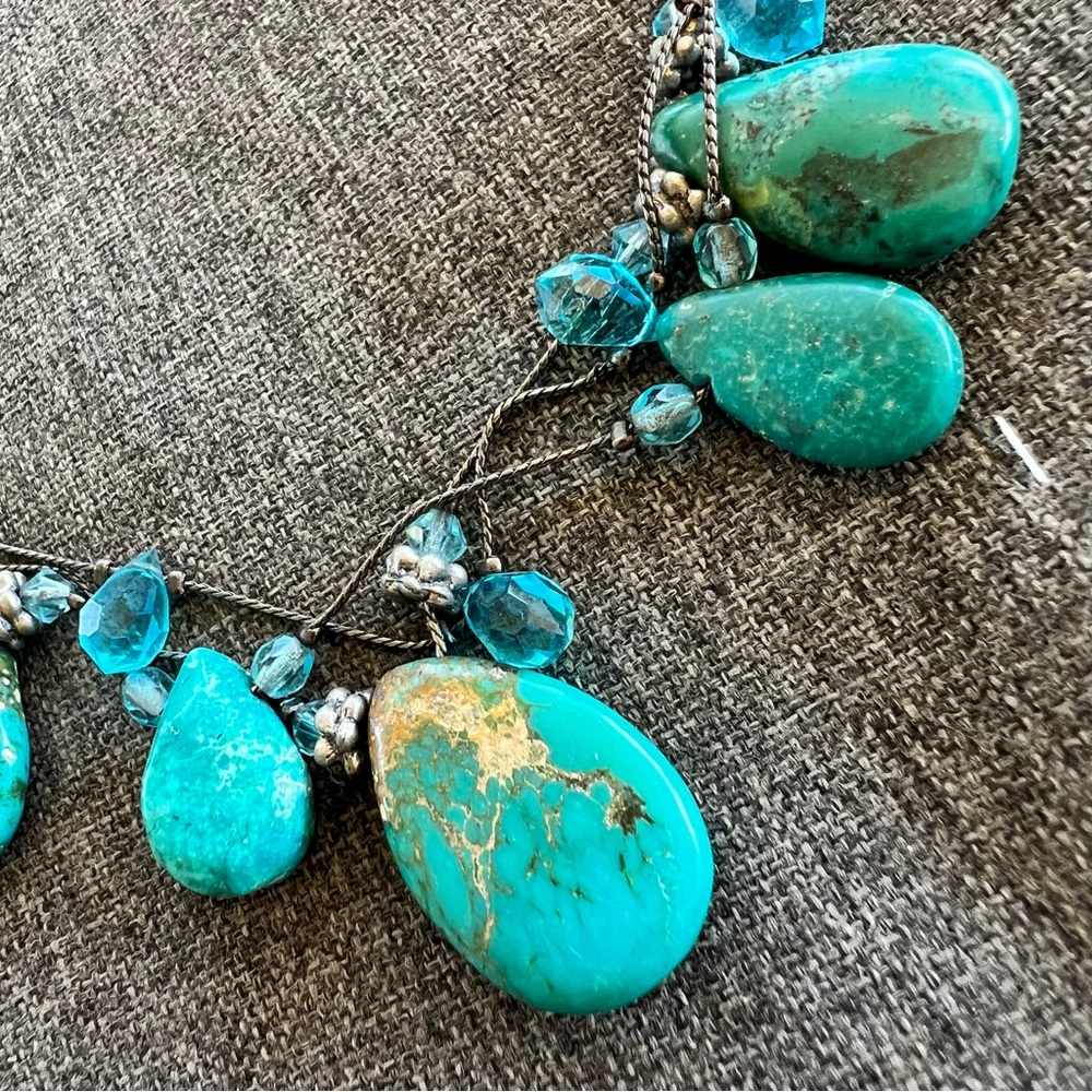Dabby Reid Chunky Turquoise Beaded Necklace Silver Tone 16” Triple Strand - Picture 3 of 5